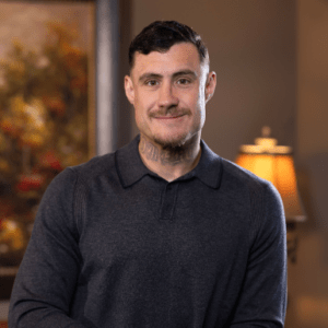 ethan-top